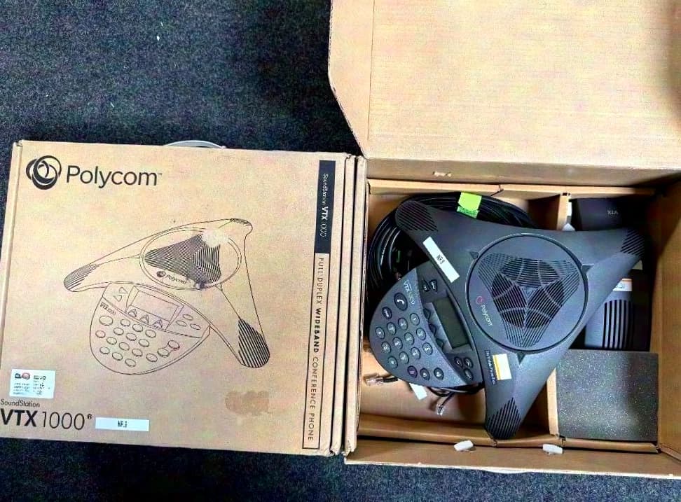 Polycom VTX1000 conference phone in original box - spider phone