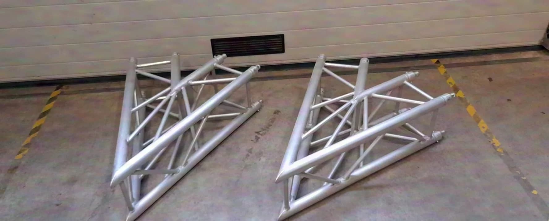 ProTruss FD34 2-way - 45° | Eurotruss & Global Truss compatible