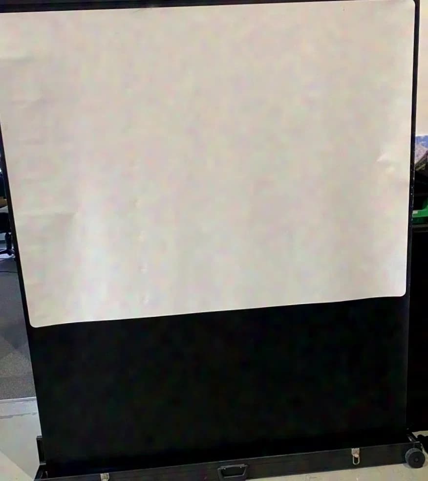 Projekta Litescreen Roll-Up Screen 1,60m x 1,20m - Retractable Screen, mobile #2