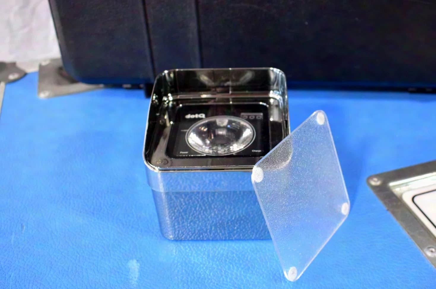 Prolights Dot-Q Battery-Powered Spotlights with W-DMX (Wireless Solution)