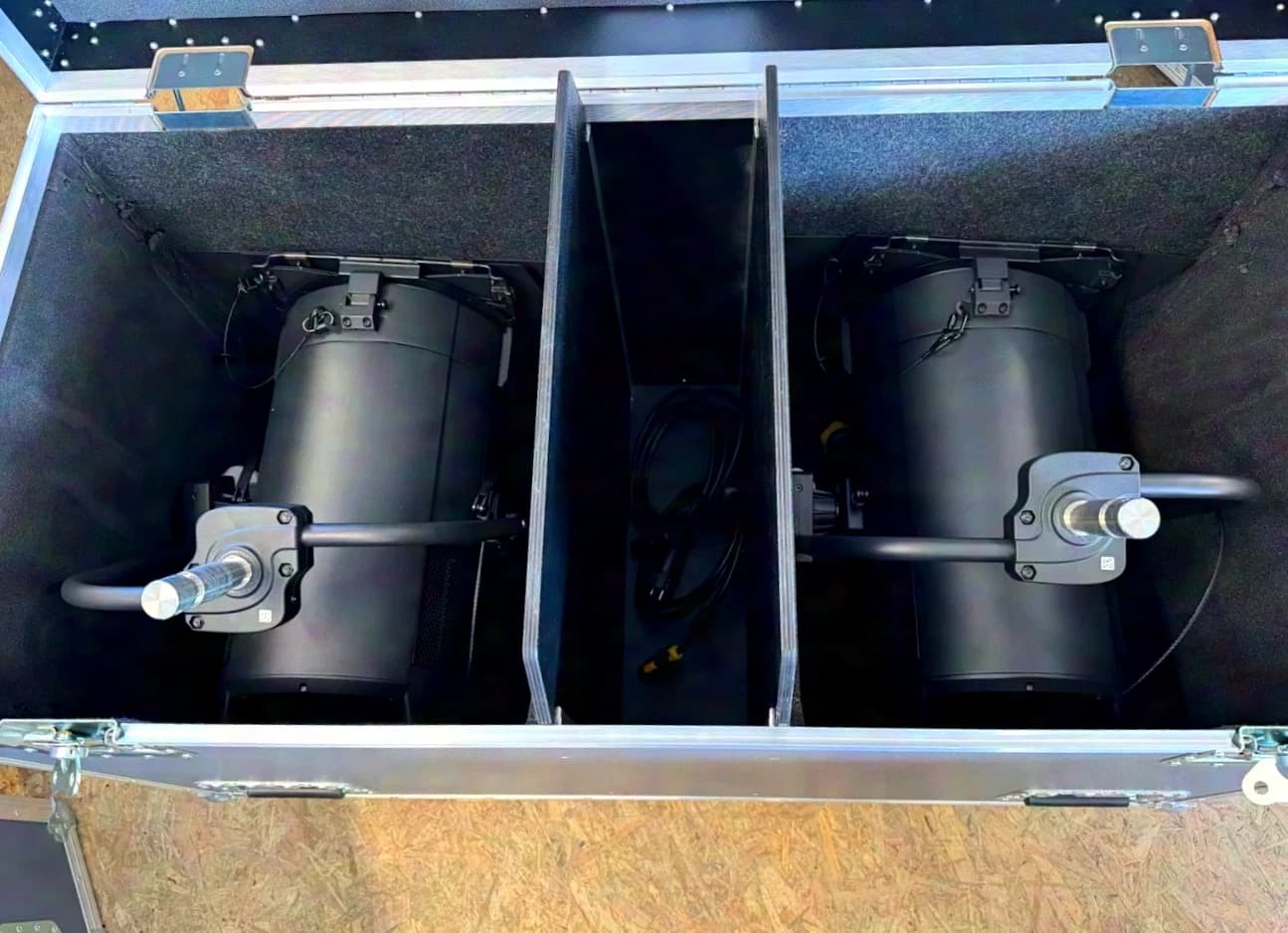 Prolights ECL Fresnel CT+ L IP p.o. LED Fresnel 2-piece set