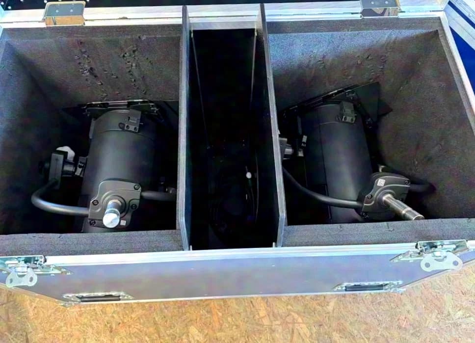 Prolights ECL Fresnel CT+ M IP p.o. LED Fresnel 2-piece set