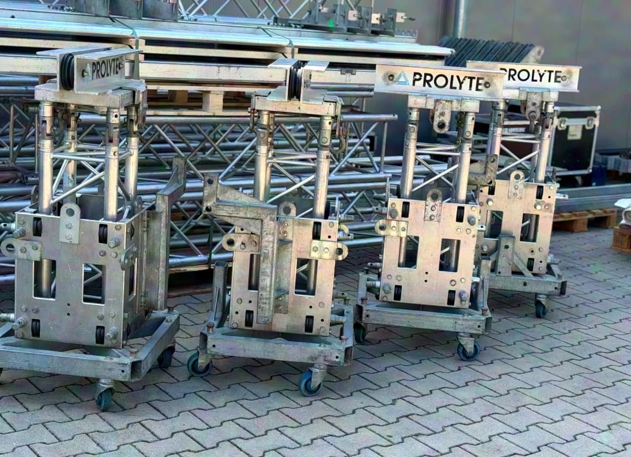 Prolyte MPT Tower pitched-roof stage 12x8x8m