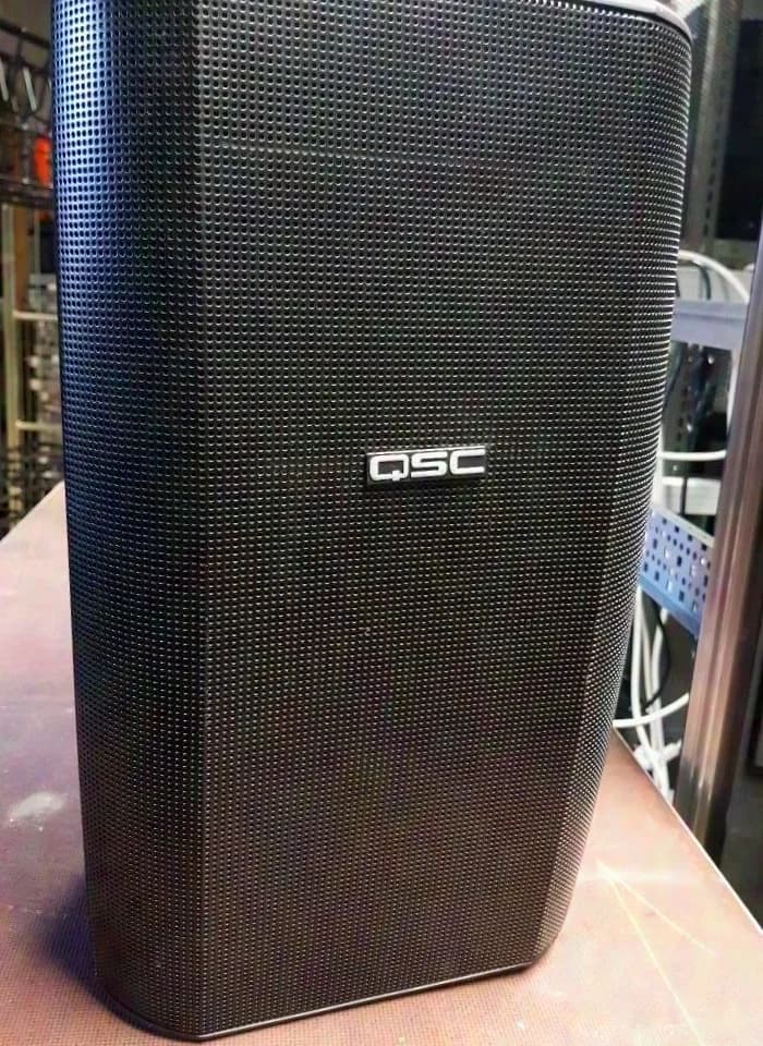 QSC AD-S82H
