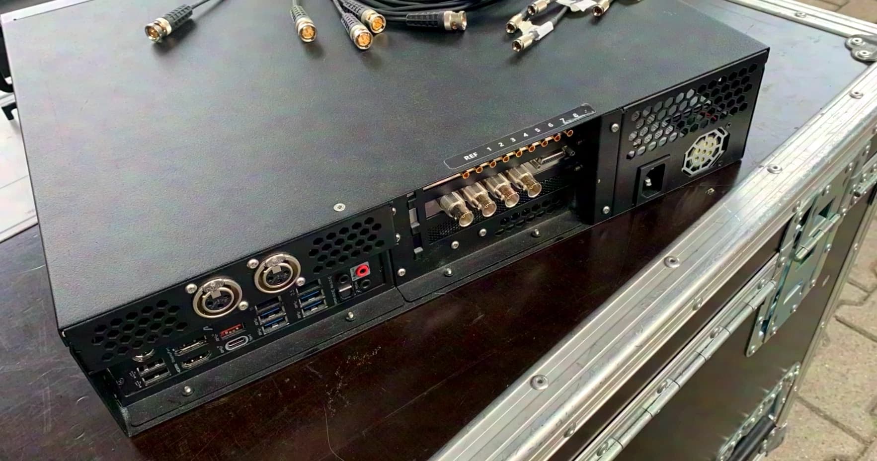 Quicklink TX Quad manage 4 simultaneous incoming Skype/Microsoft Teams calls