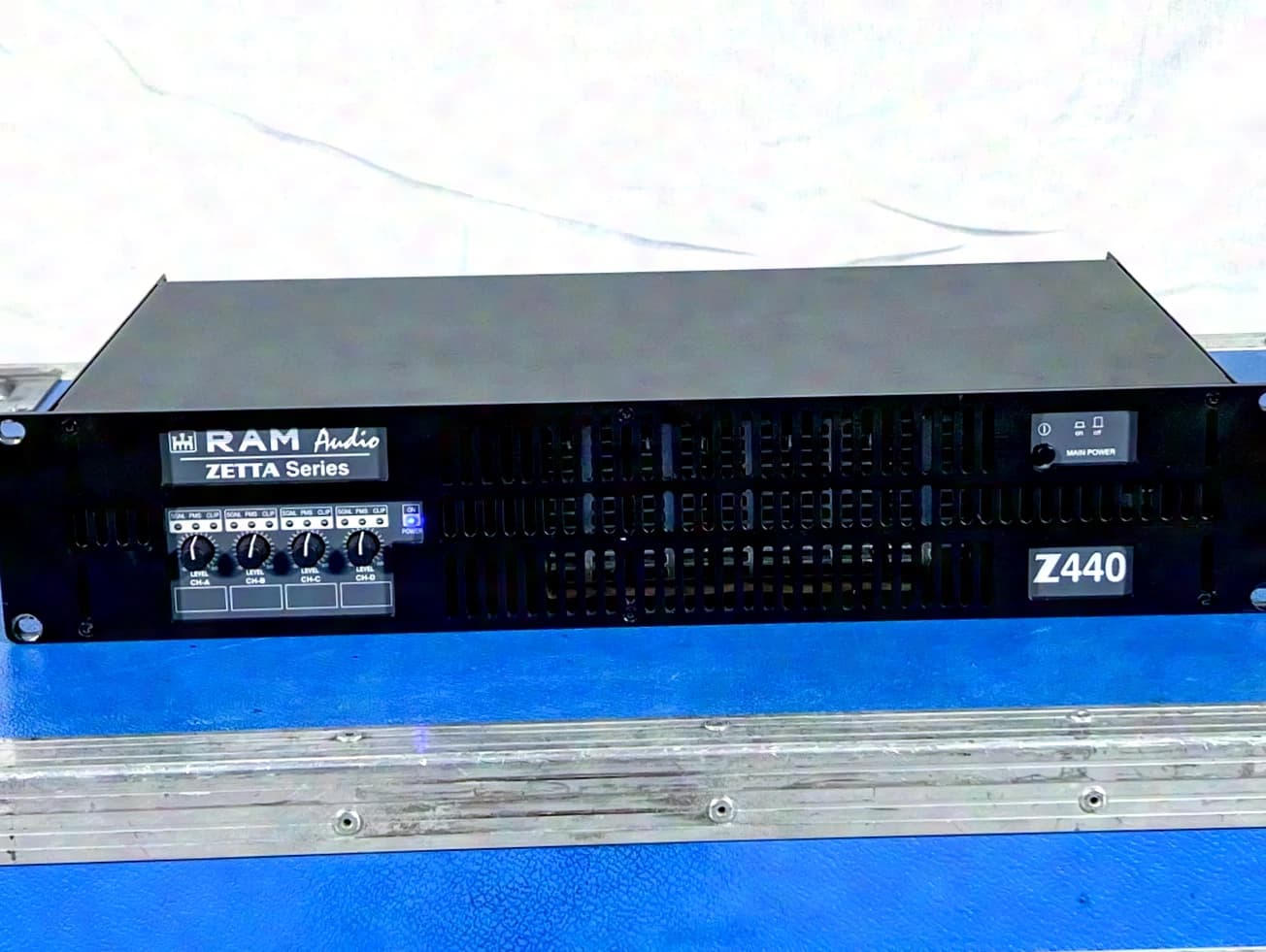 RAM Audio Zetta Z-440 4-Channel Digital Amp (4x 1000W/4Ohm)