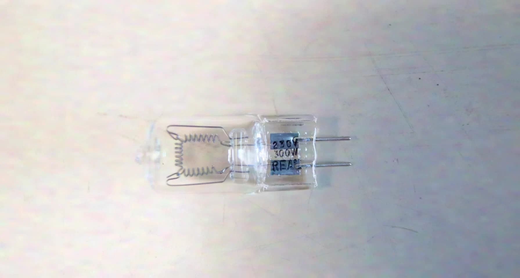 Realite Halogen Projection Lamp Halogen Replacement Lamp 230V 300W