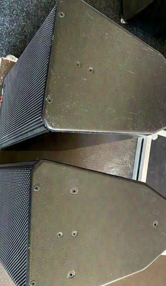 Renkus Heinz SR81/ 9 8"-2-way full-range speaker cabinets 350W- from installation