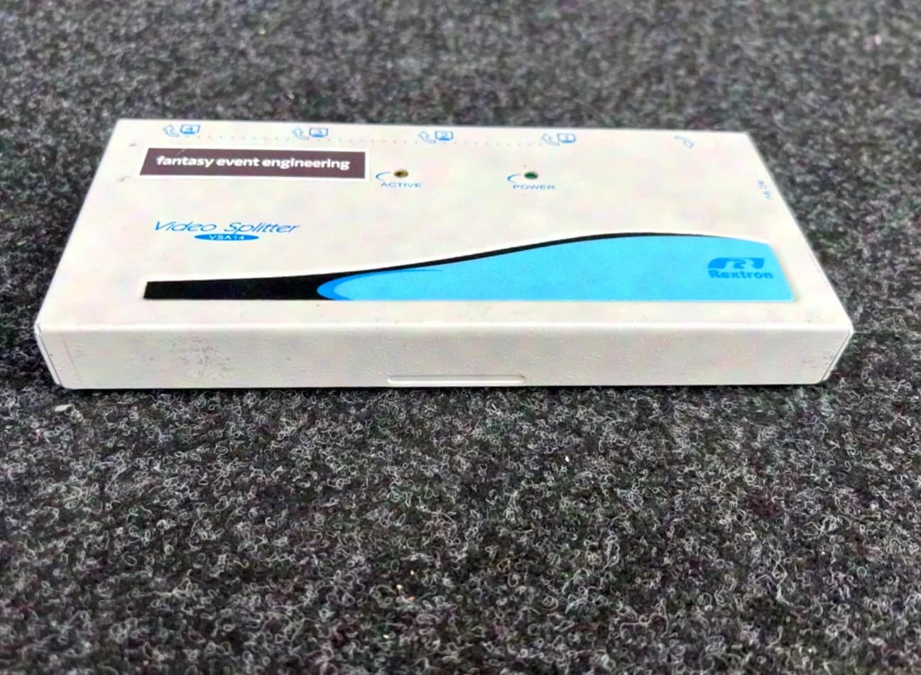 Rextron VSA 14 - VGA Splitter / 1 => 4