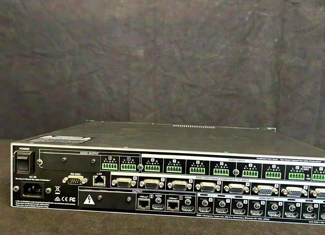 Roland XS-82H Multiformat Matrix Switcher