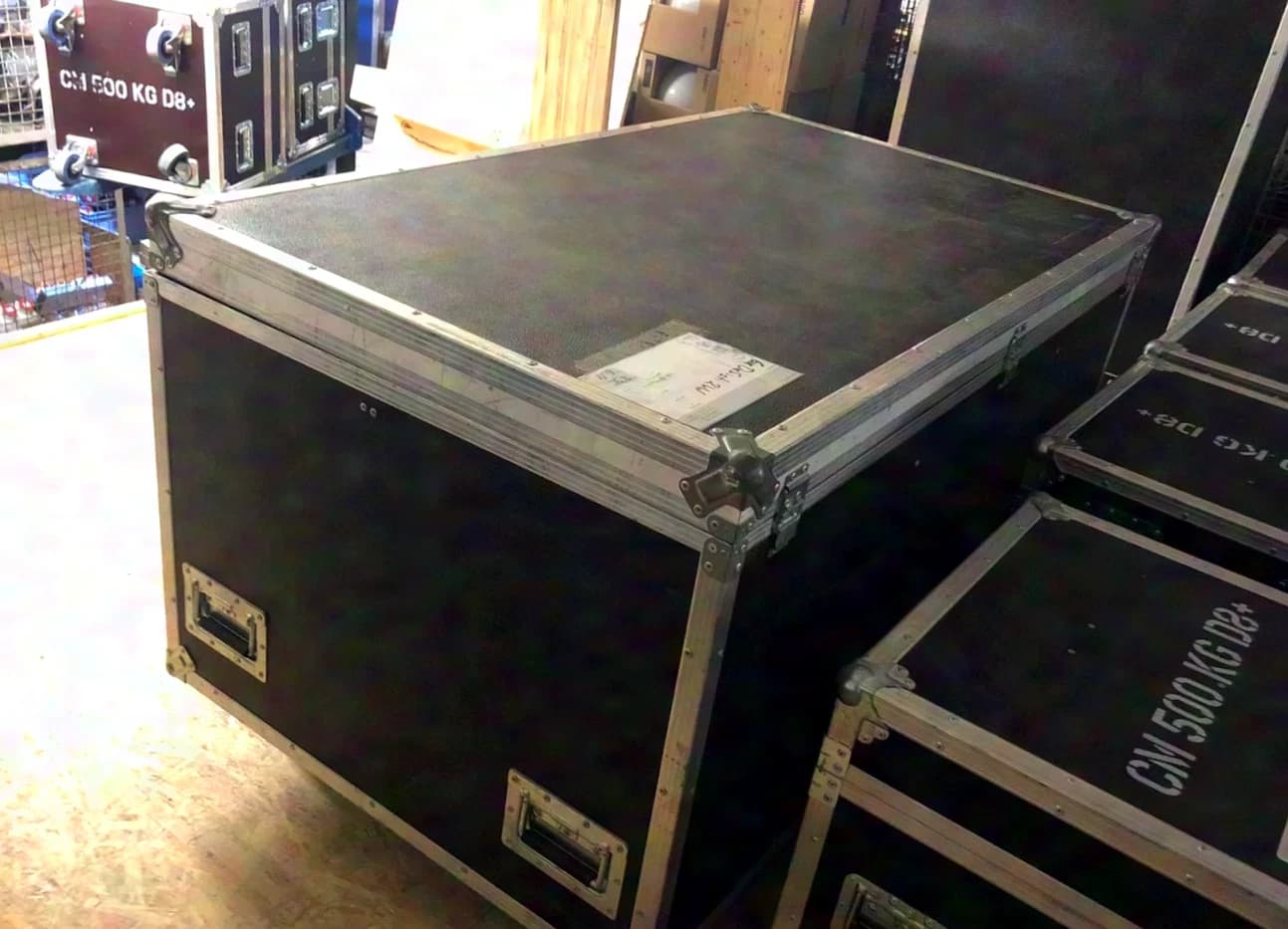 Black roll case with Bluewheels | with 6 large compartments