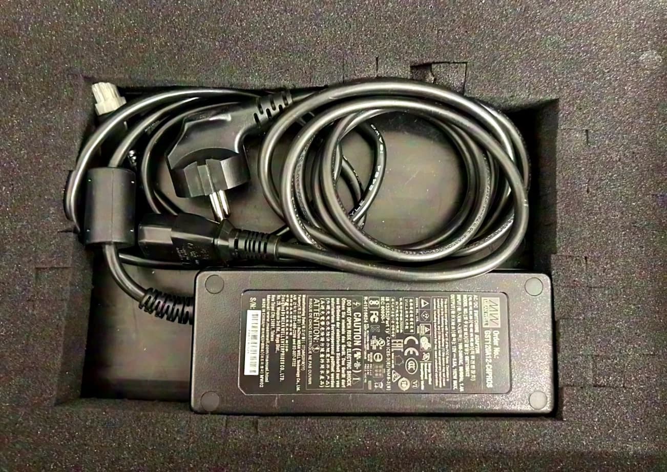 Ross Carbonite Black Solo 1 M/E Live