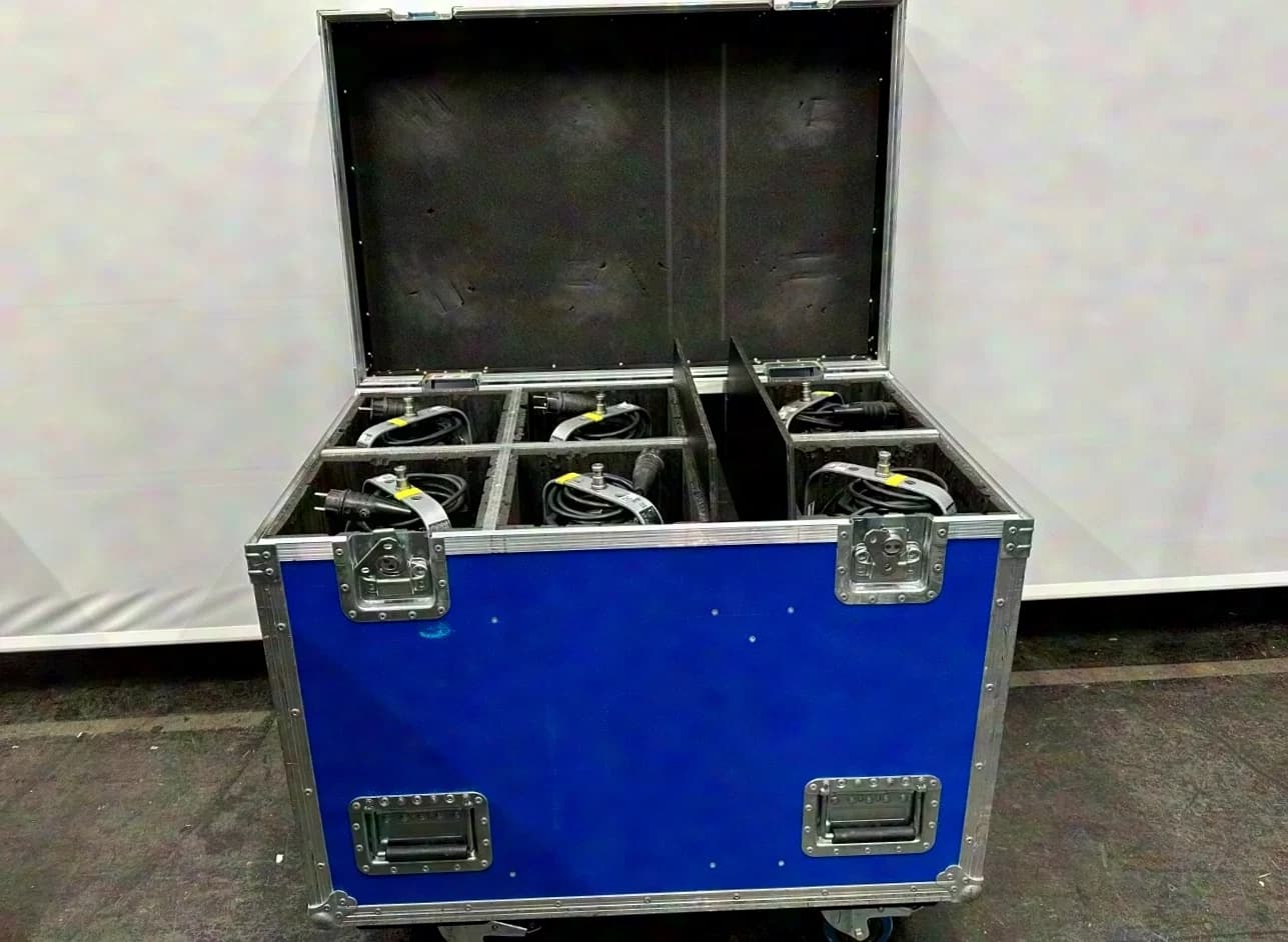 SET: 6x ETC Source Four profile spotlights, silver, with tubes