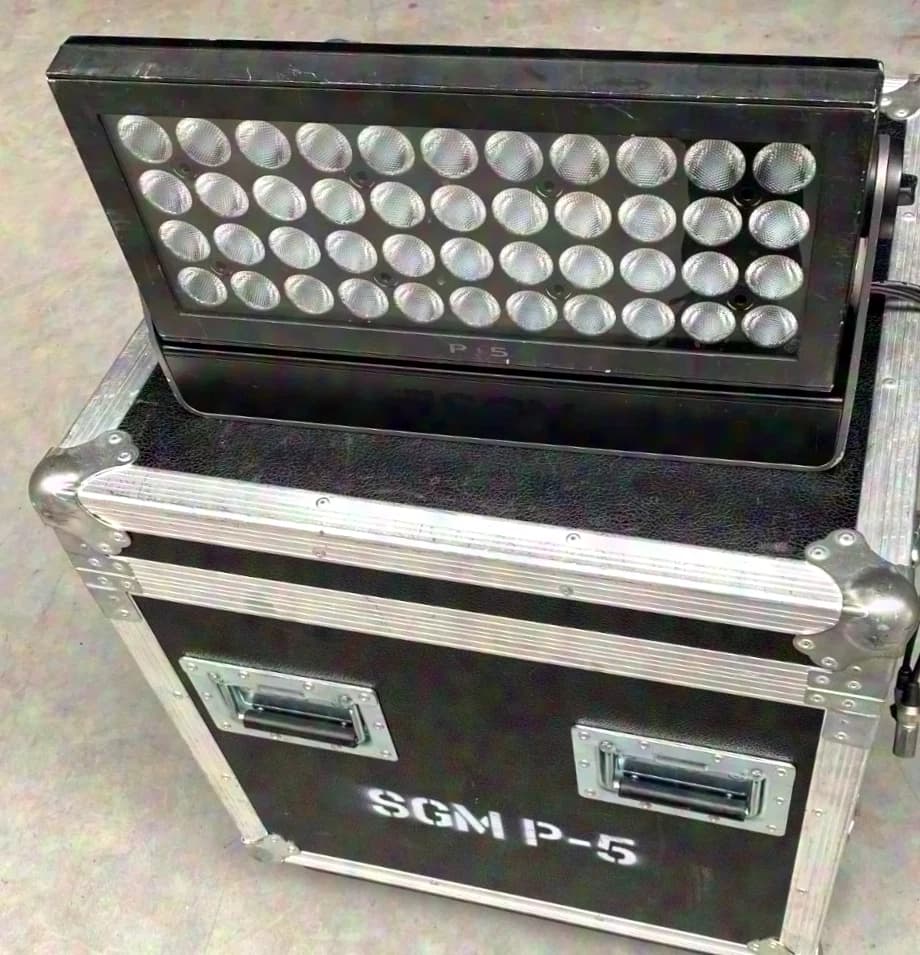 SGM P5 LED Floodlight / Floodlight / Good condition