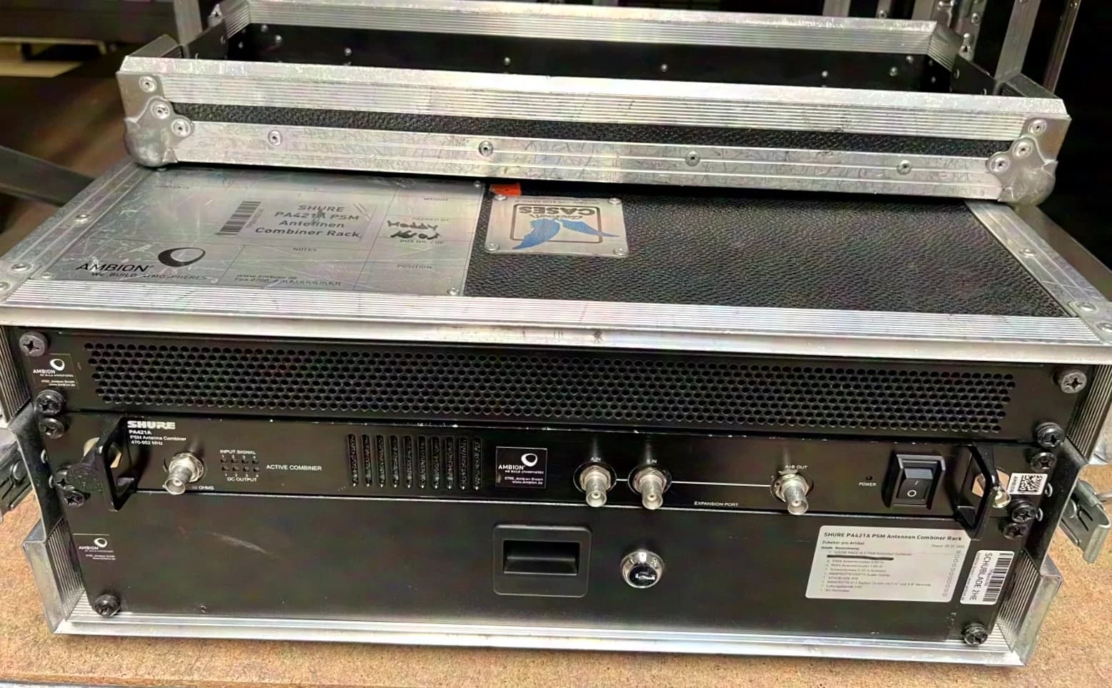 SHURE PSM 1000 P10T Dual Transmitter P8 710-790MHz incl. Receiver and Combiner