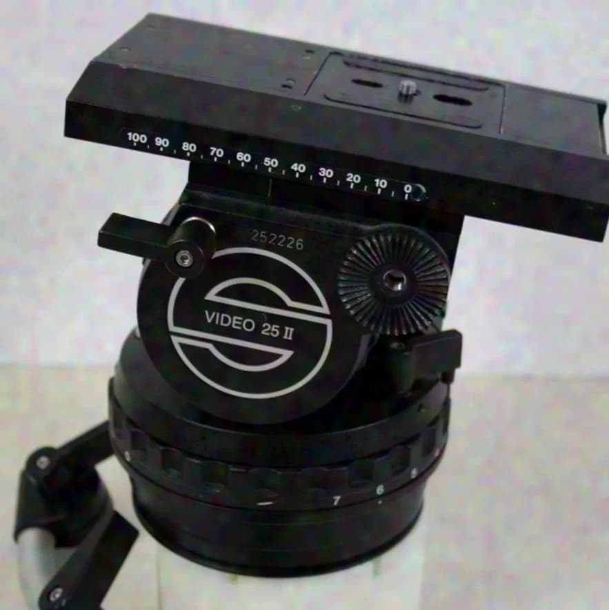 Sachtler Video 25 II FB (Flat Base) with camera plate and 1x pan bar