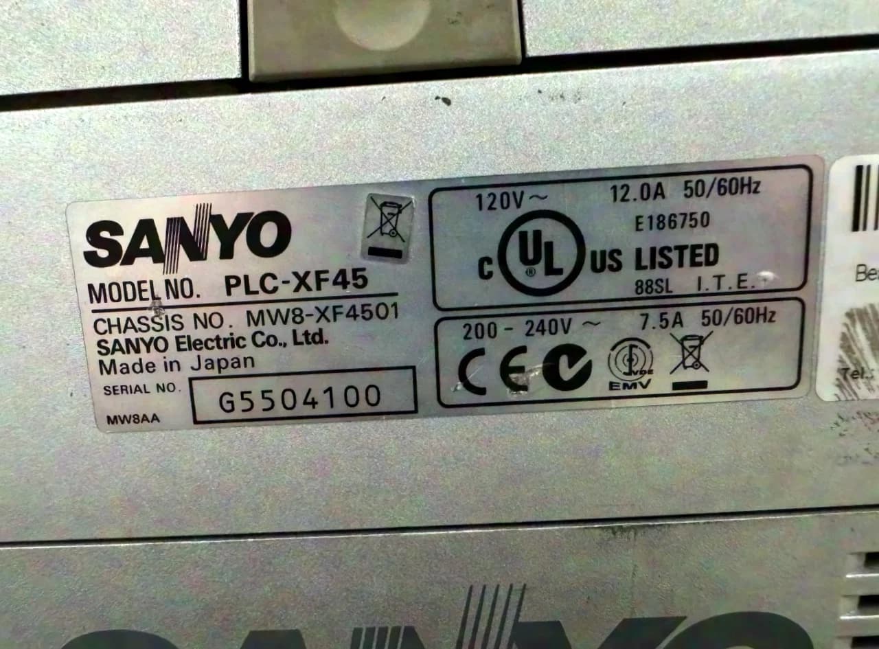Sanyo PLC - XF45 10000 Lumen