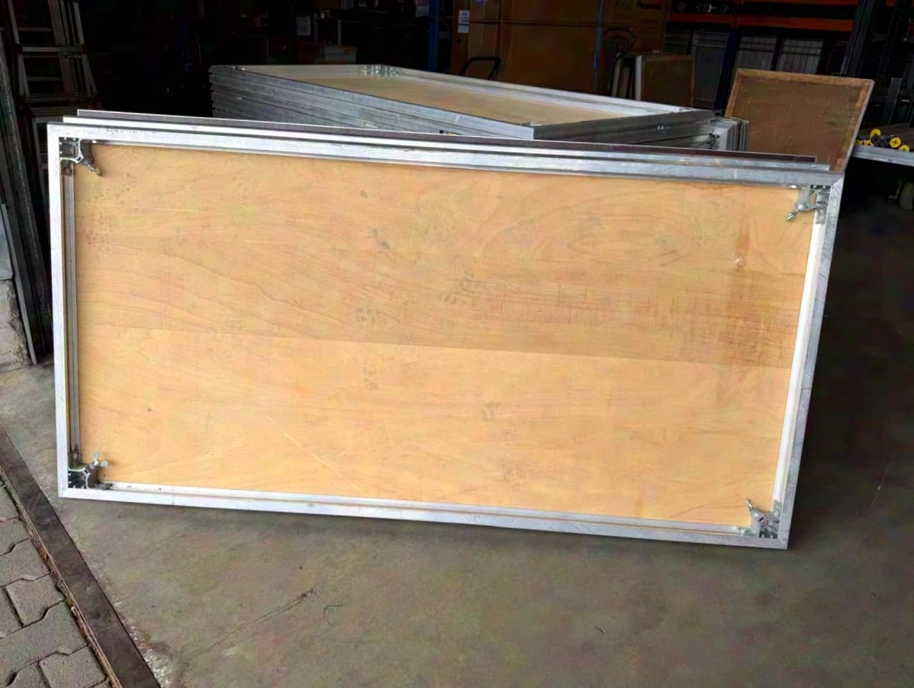 Schnakenberg Nivoflex Light 2m x 1m plug-in leg platforms