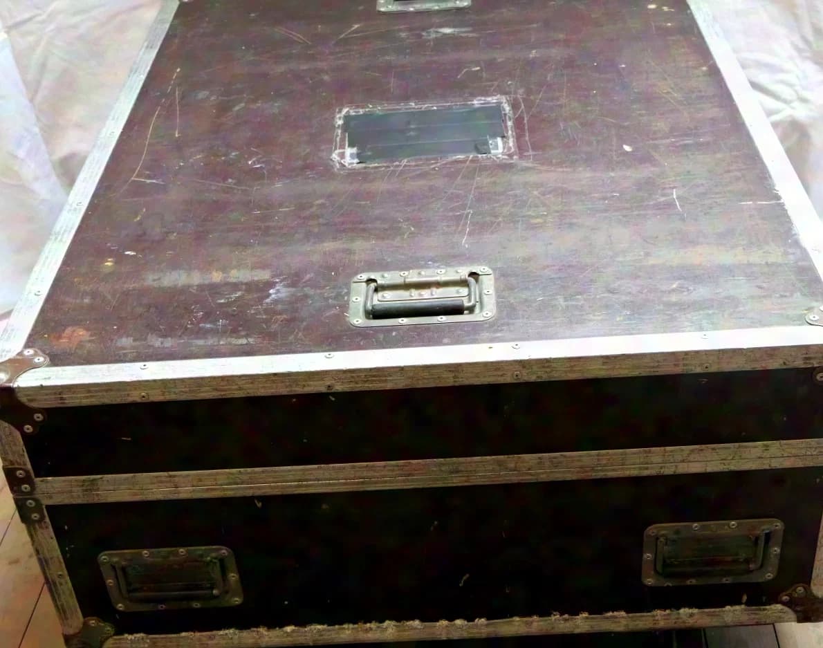 Seeburg Large Trunk Case with Hinged Lid and Swivel Casters