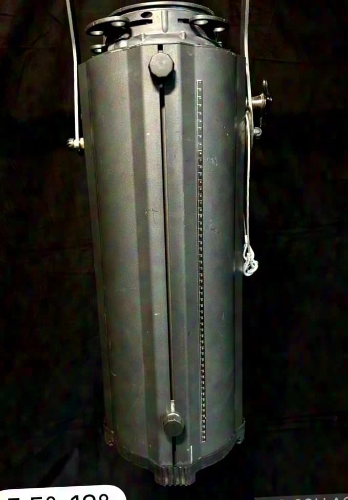 Selecon Pacific Profile Spotlight Set with 5.5°–13° Zoom Tube
