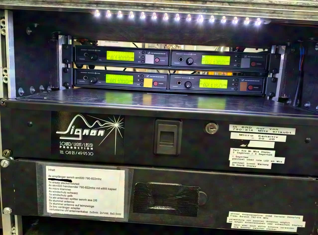 Sennheiser 4-channel wireless rack with handheld transmitters