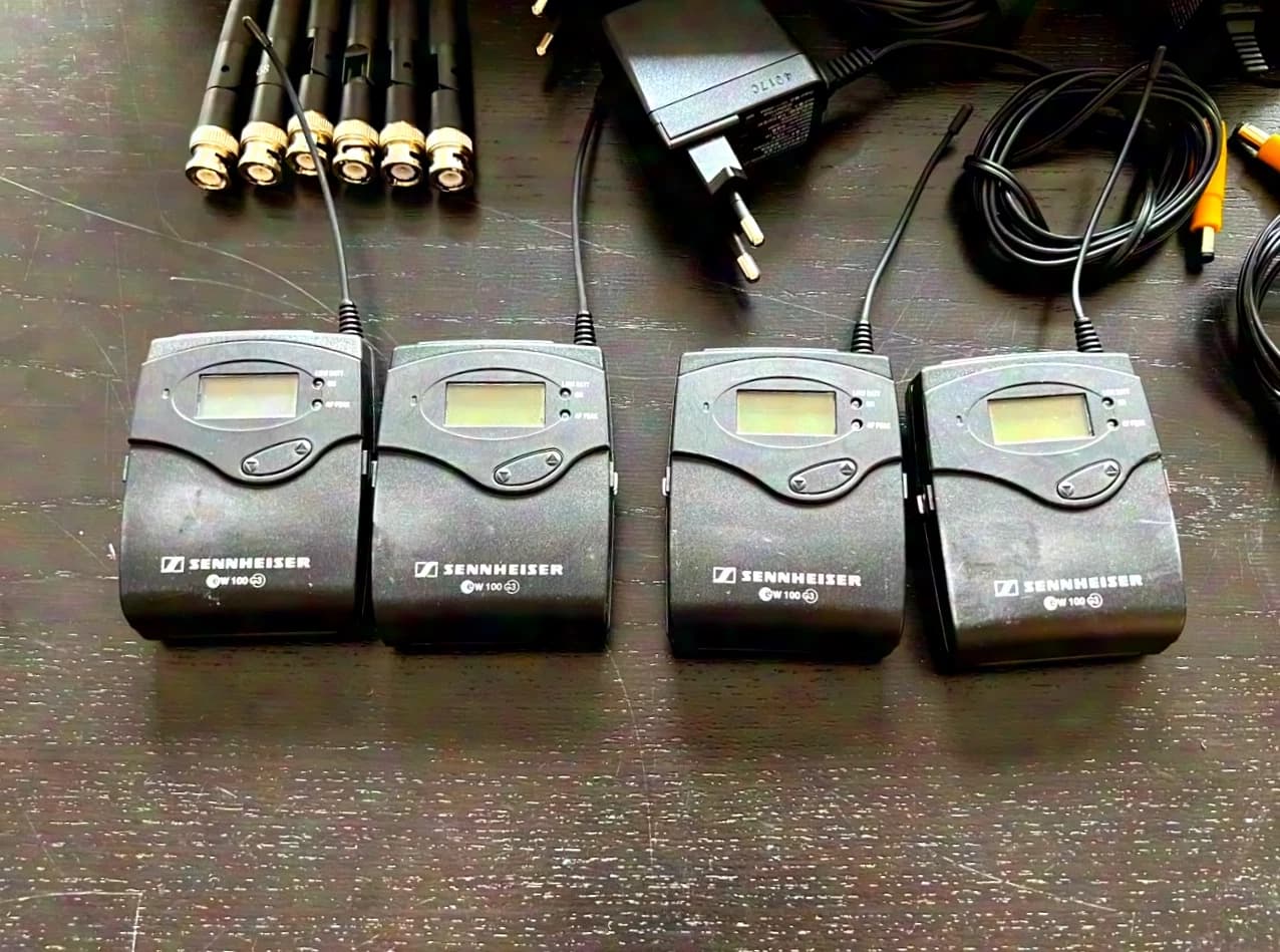 Sennheiser EW100 G3 1G8 Band 4-Channel Set incl. active antenna splitter