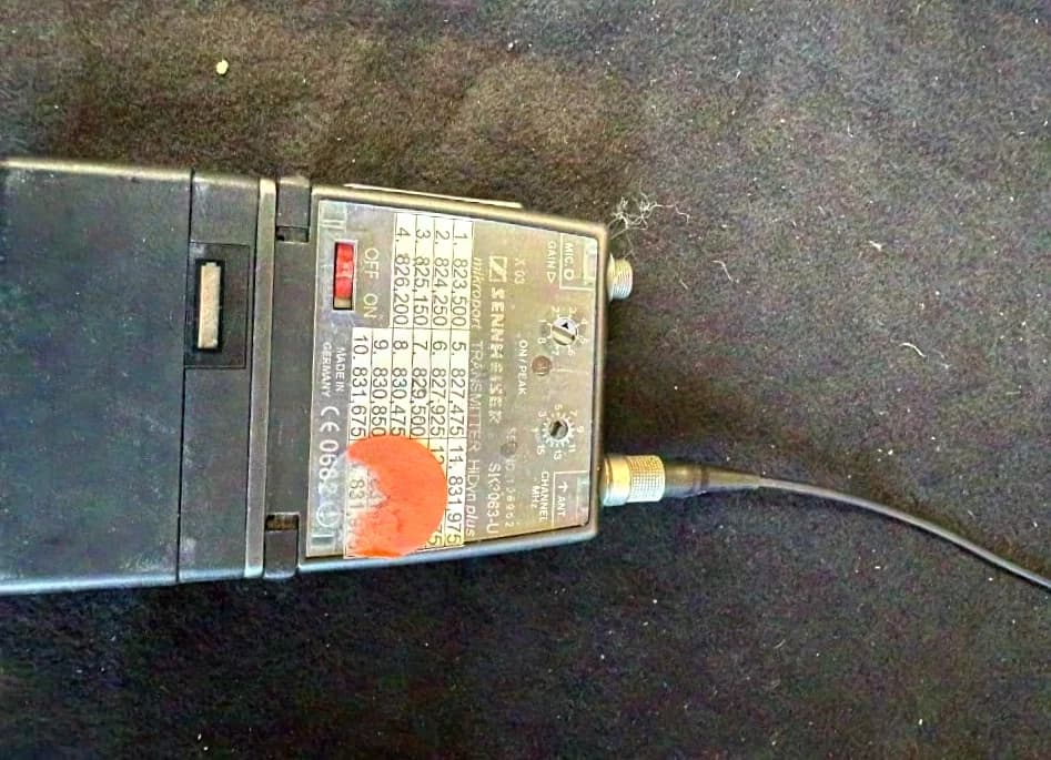 Sennheiser EW 500 handheld transmitter and various other parts