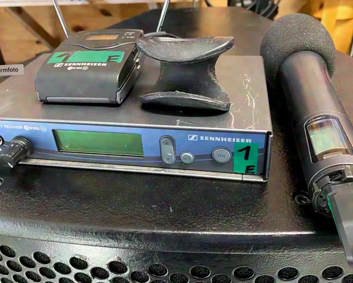 Sennheiser EW wireless system with handheld transmitter and bodypack transmitter