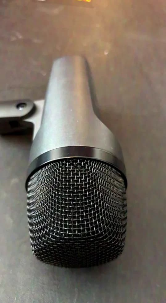 Sennheiser E 602-II used for only 5 shows