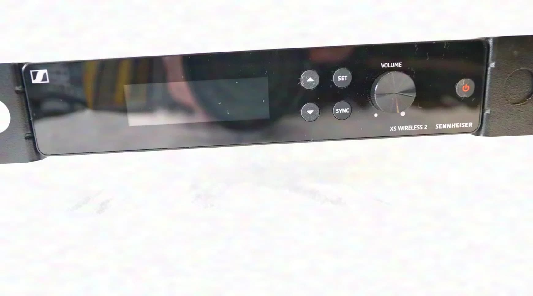 Sennheiser wireless microphone receiver "Sennheiser XS Wireless 2" (E-Band) in a 19" set