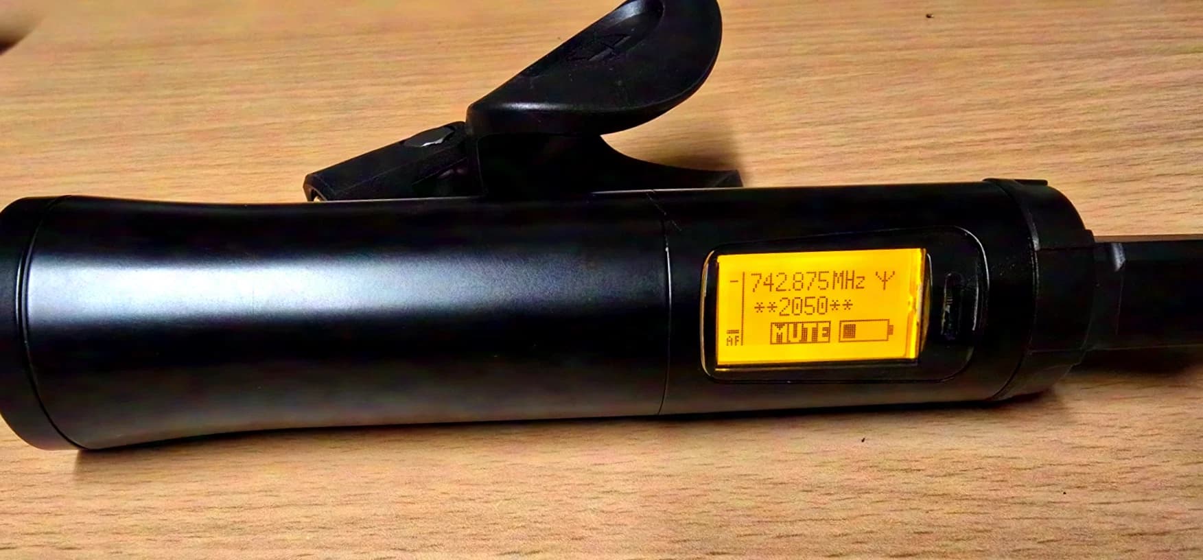 Sennheiser SKM 2000 handheld transmitter - CW Band