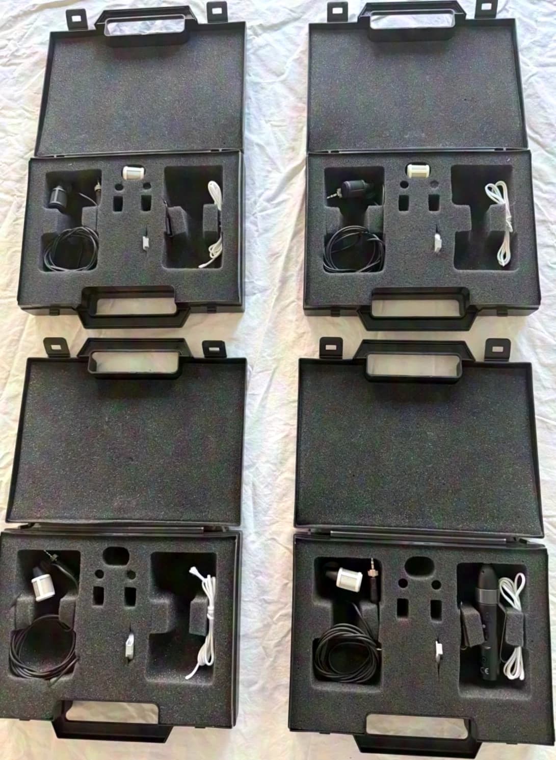 Sennheiser MKE 40 Cardioid Lavalier Microphones + MZA900P (4 pcs)