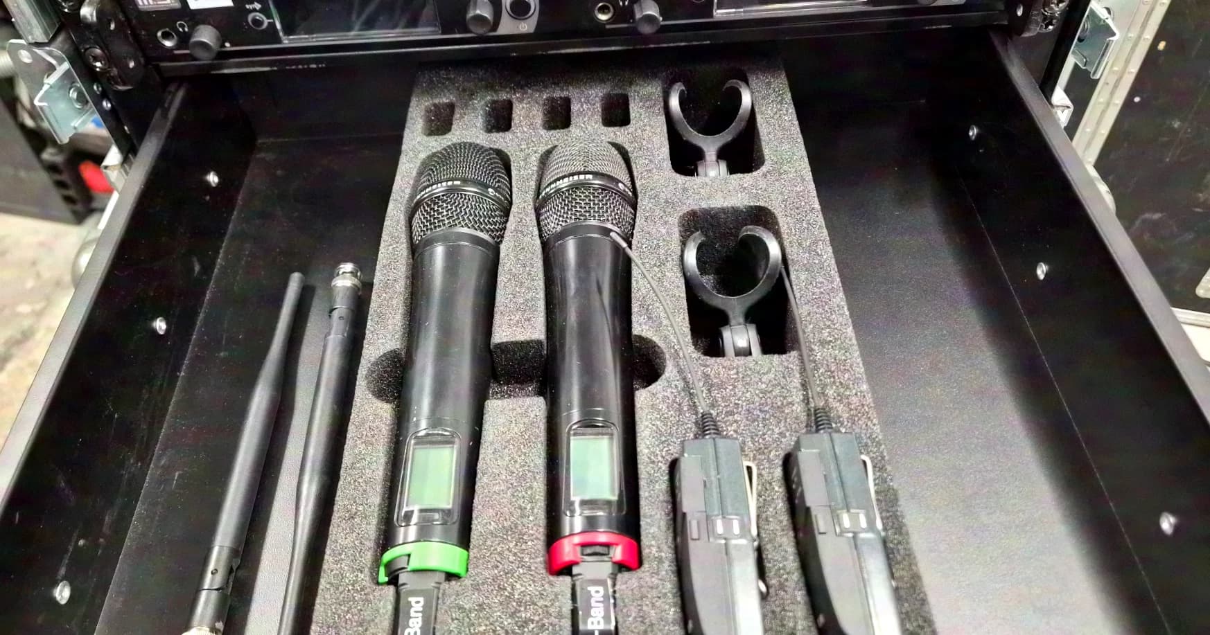 Sennheiser - 2000 series SET GW - 1x EM2050 & 2x SKM2000 & 2x SK100