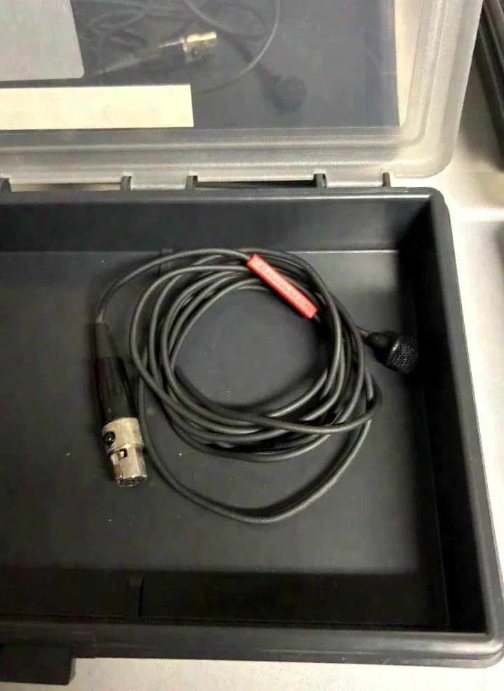 Sennheiser Shure MKE2 black omnidirectional lavalier with TA4F connector