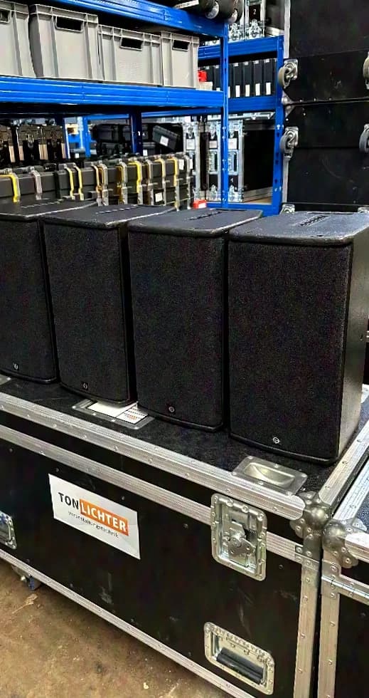 Set of 7x Coda Audio AP8 - active loudspeaker - with accessories