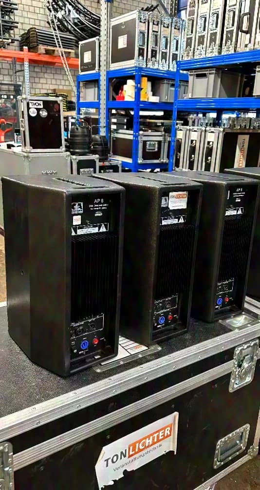 Set of 7x Coda Audio AP8 - active loudspeaker - with accessories