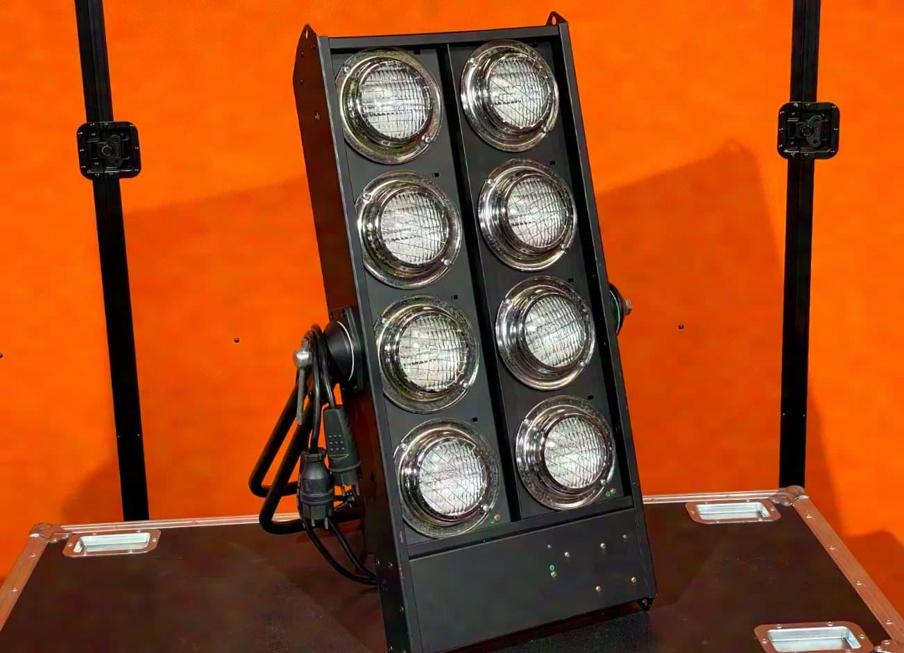 Showtec PAR36-8 Blinder DMX 8-Lite Blinder