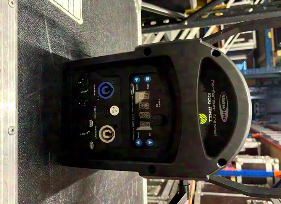 Showtec Performer 1000 LED Fresnel MK2