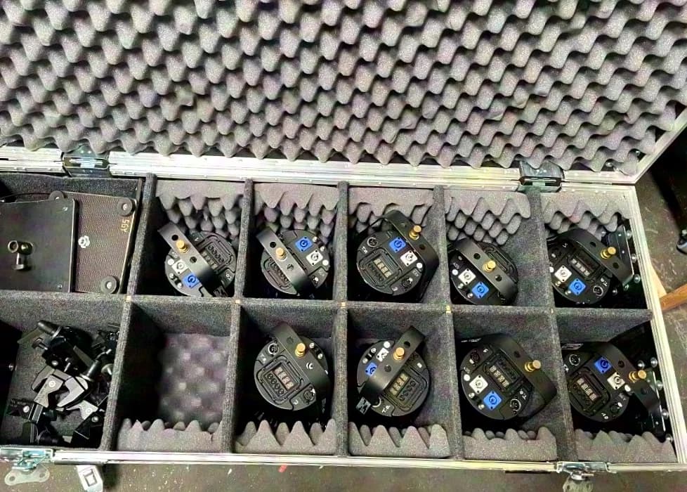 Showtec Spectral M800 Tour in case and accessories