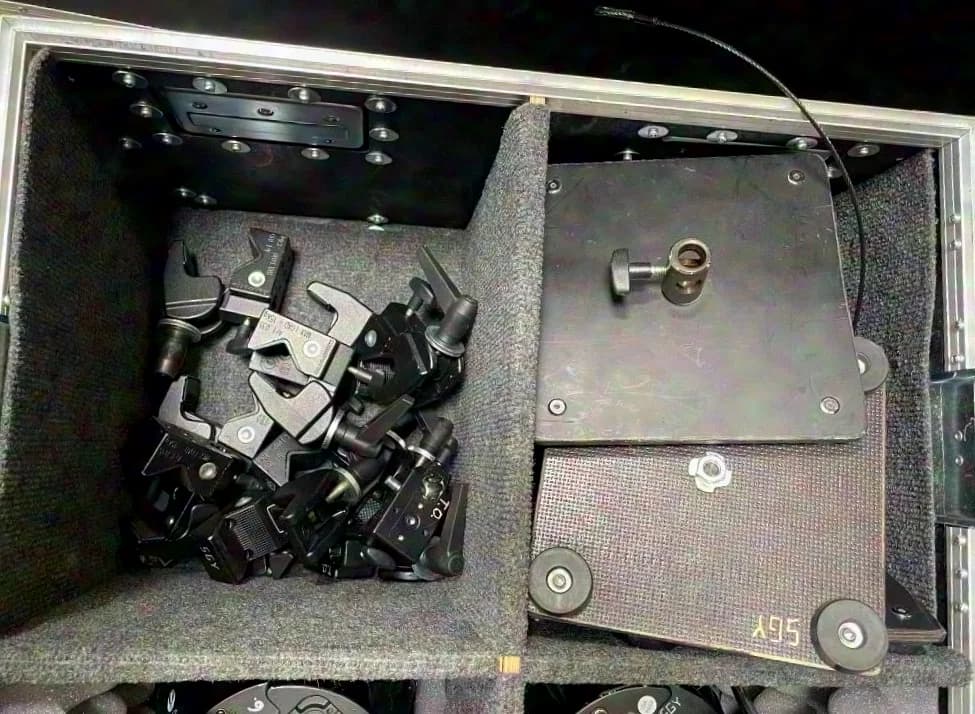 Showtec Spectral M800 Tour in case and accessories