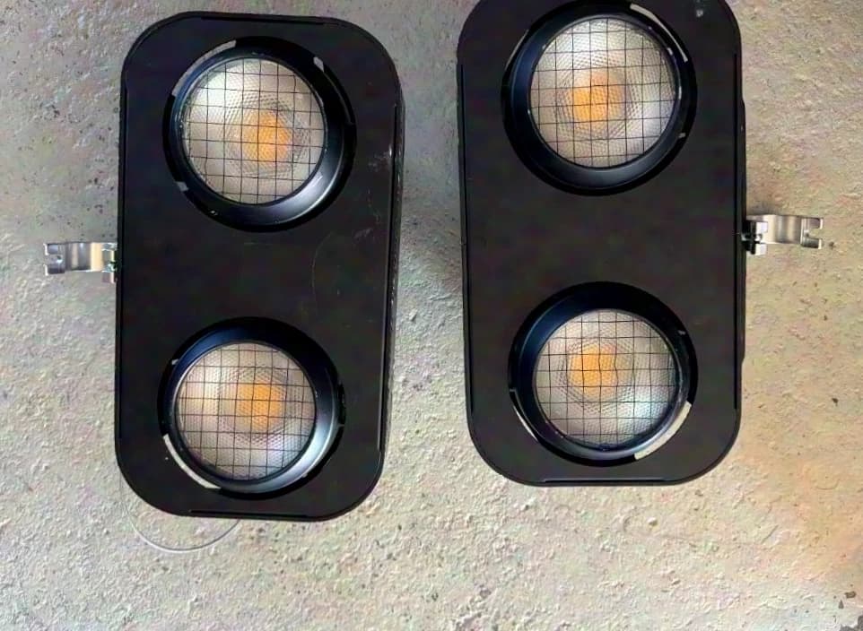 Showtec Stage Blinder 2 Blaze LED Blinder 2x100W, RGB Flame Effect IP65