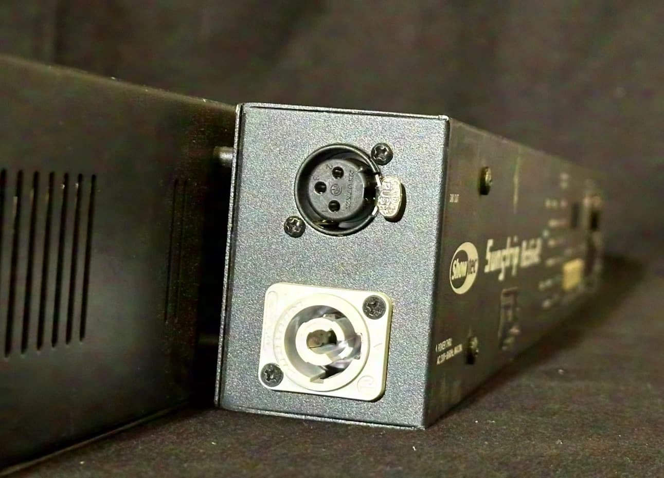 Showtec Sunstrip active incl. case