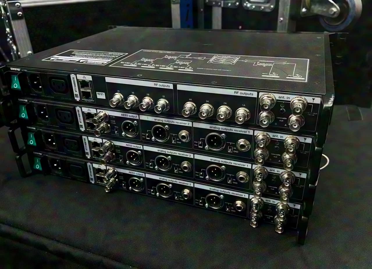 Shure AXIENT AXT100, AXT200, AXT400, AXT631, AXT900