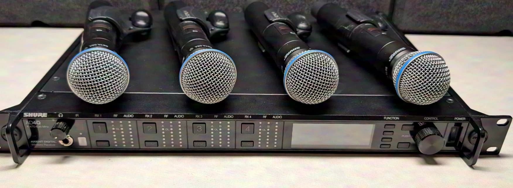 Shure Axient AD4QE incl. 4 x AD2/B58