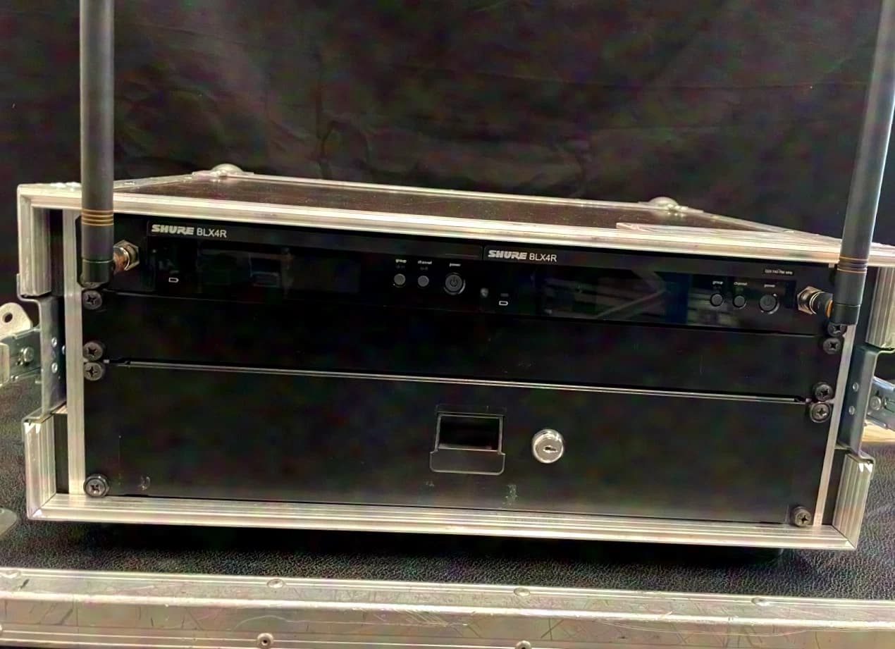 Shure BLX4R Set (2x Shure BLX4R, 2x Shure BLX2, 2x Shure BLX1, 2x Antenne)