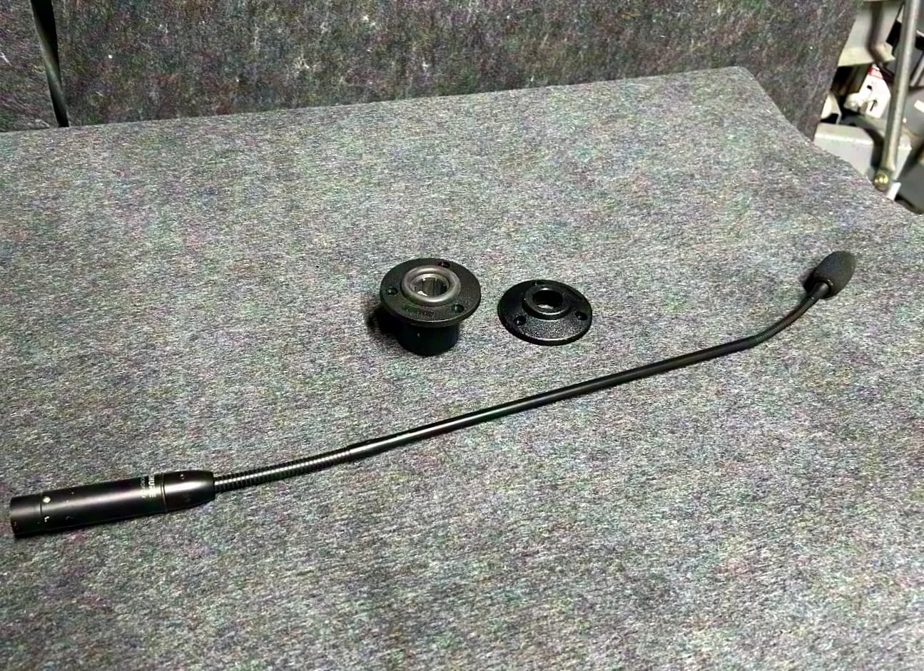 Shure MX418