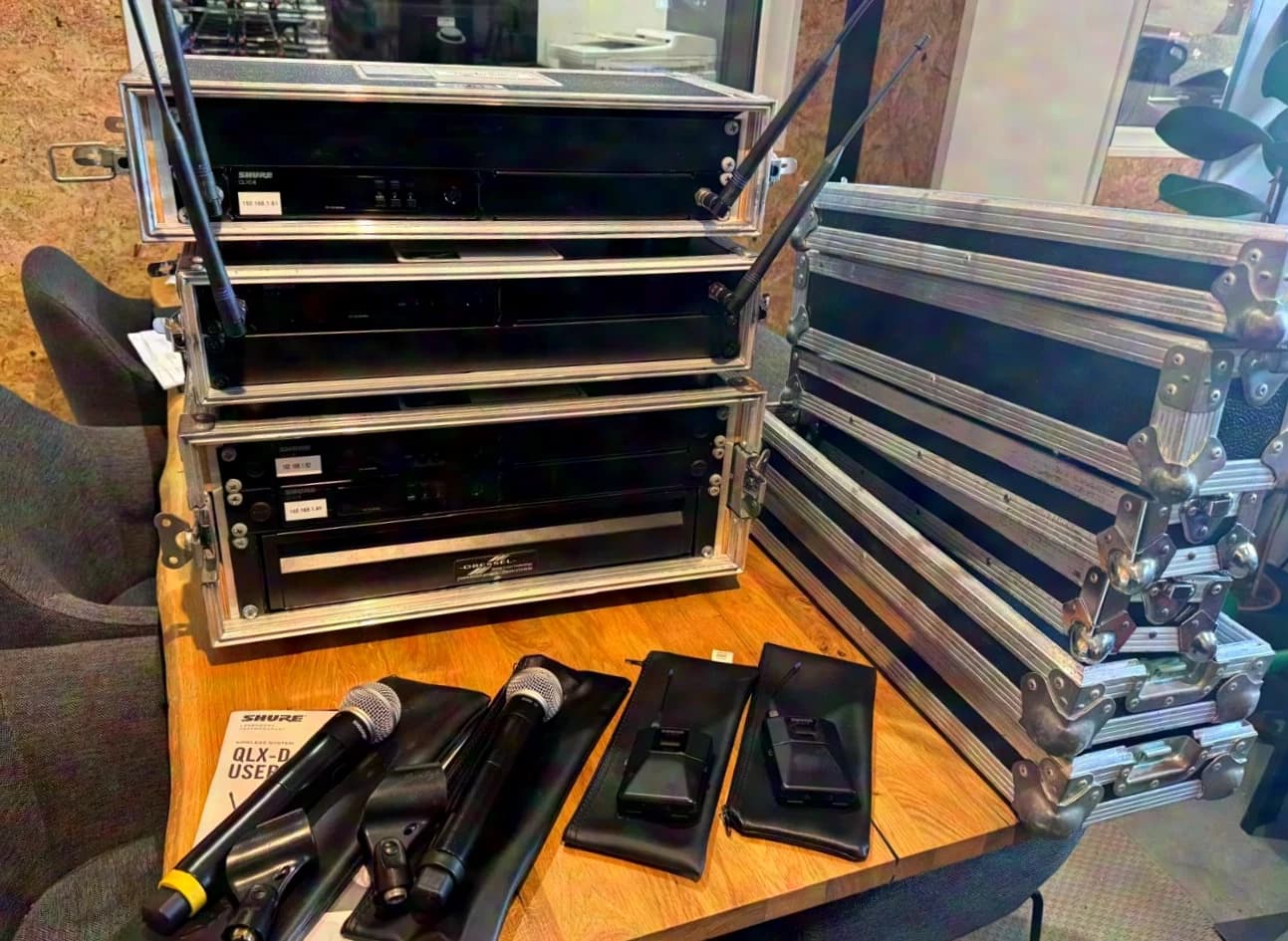 Shure QLXD wireless systems | Including case, connection panels | save up to €600