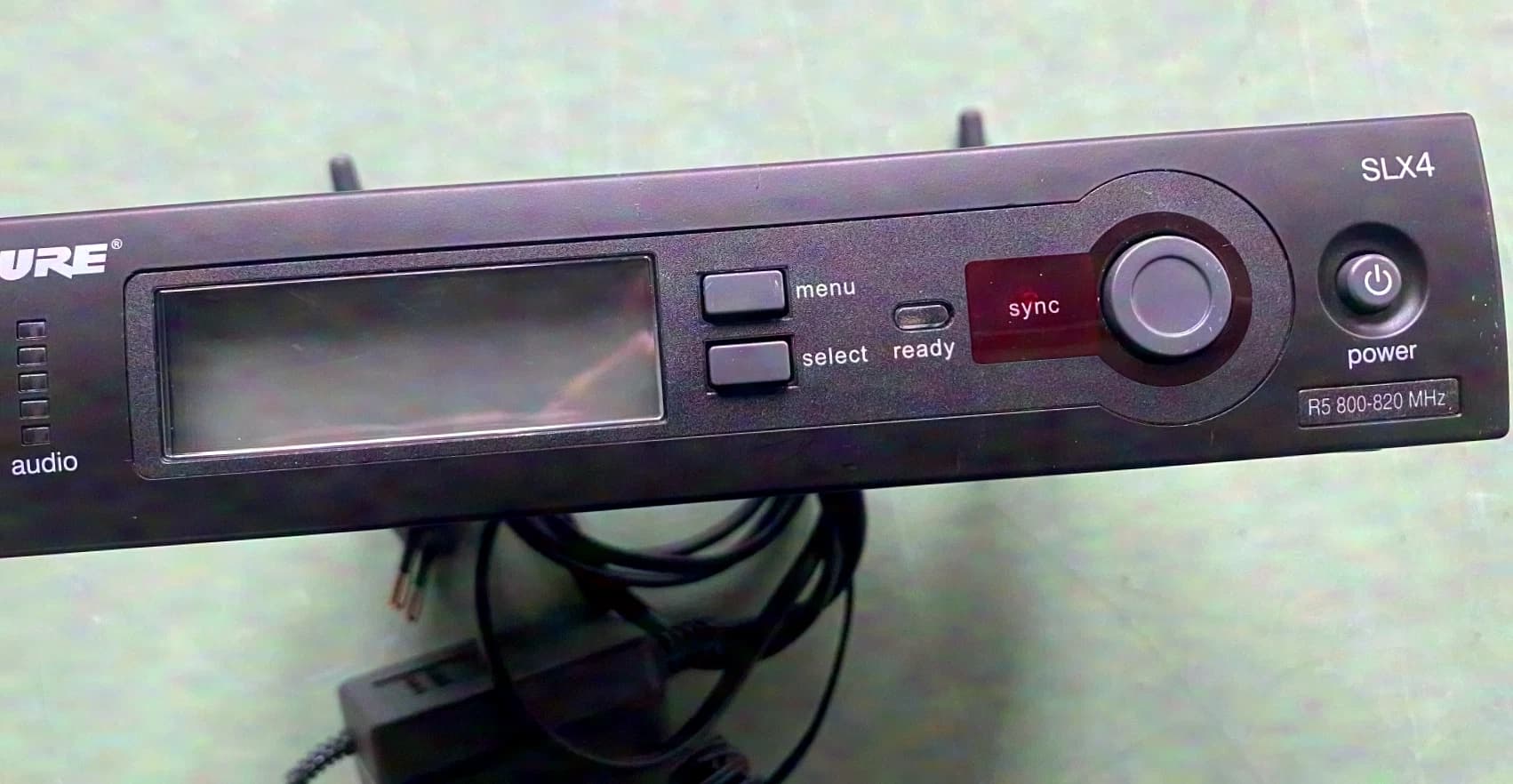 Shure SLX4