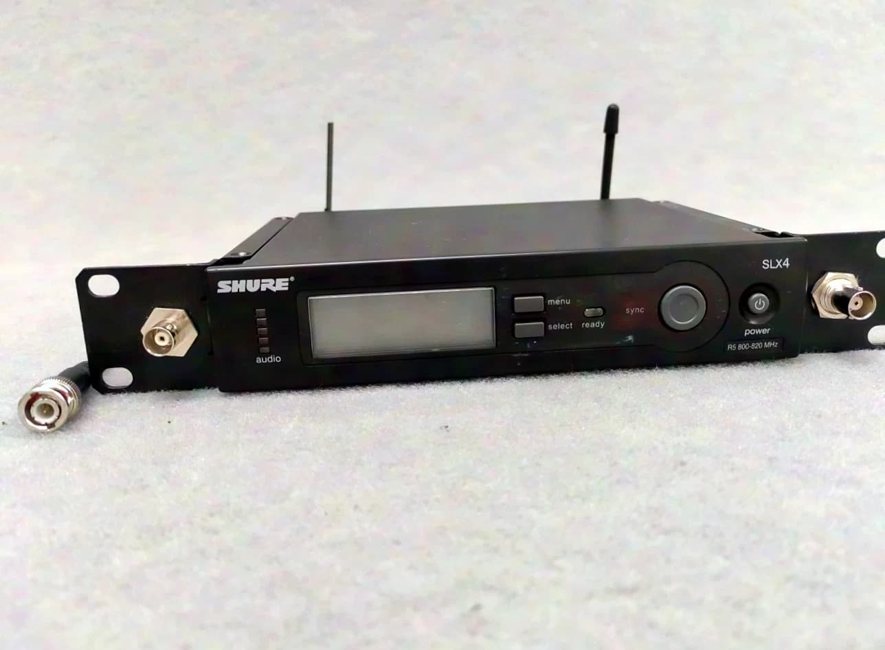 Shure SLX4 R5 800-820 MHz
