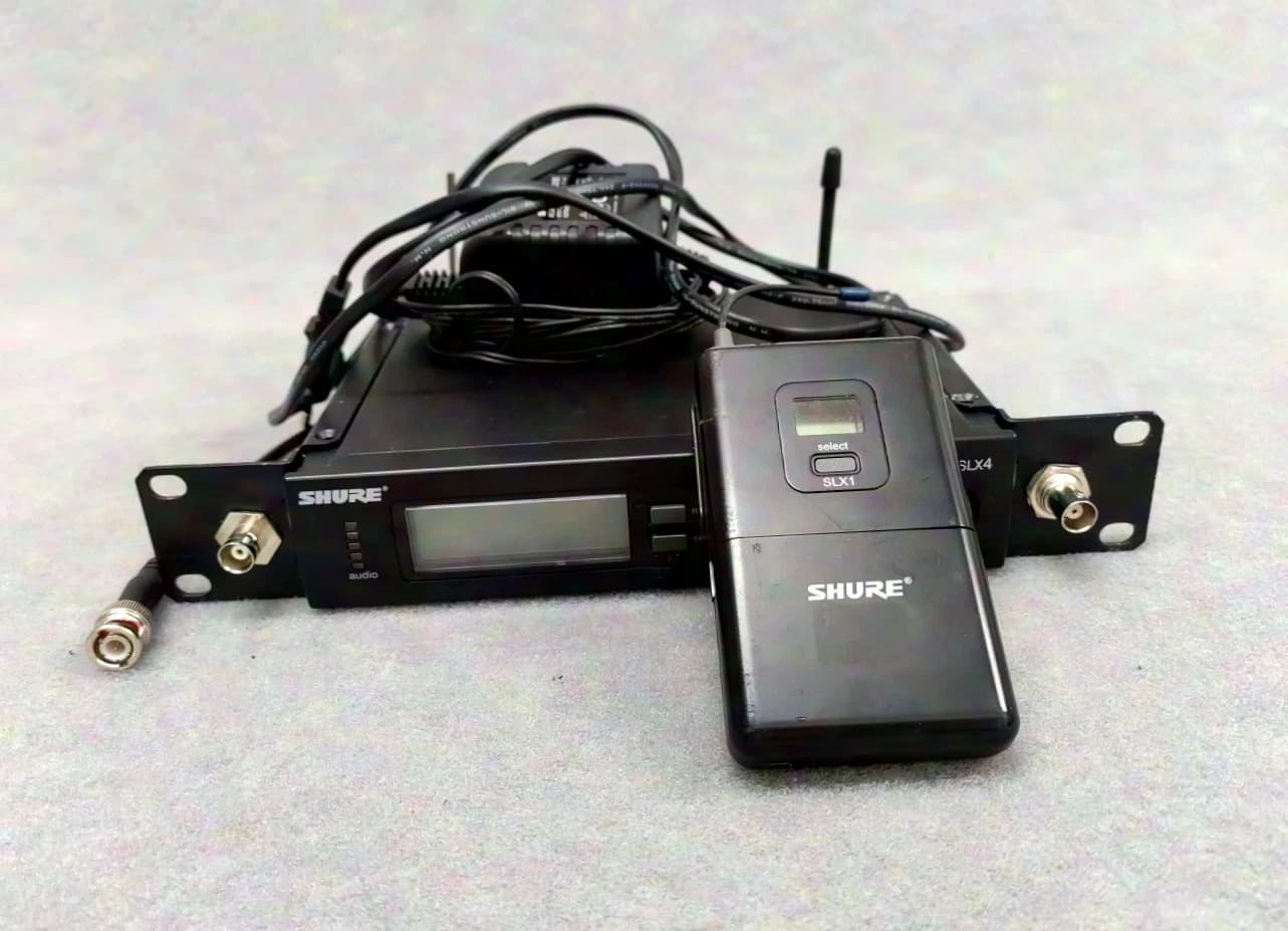 Shure SLX4 R5 800-820 MHz